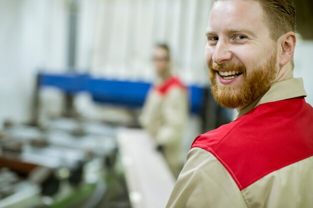 OPERADOR DE PRODUÇÃO (M/F) GRIJO/GAIA
